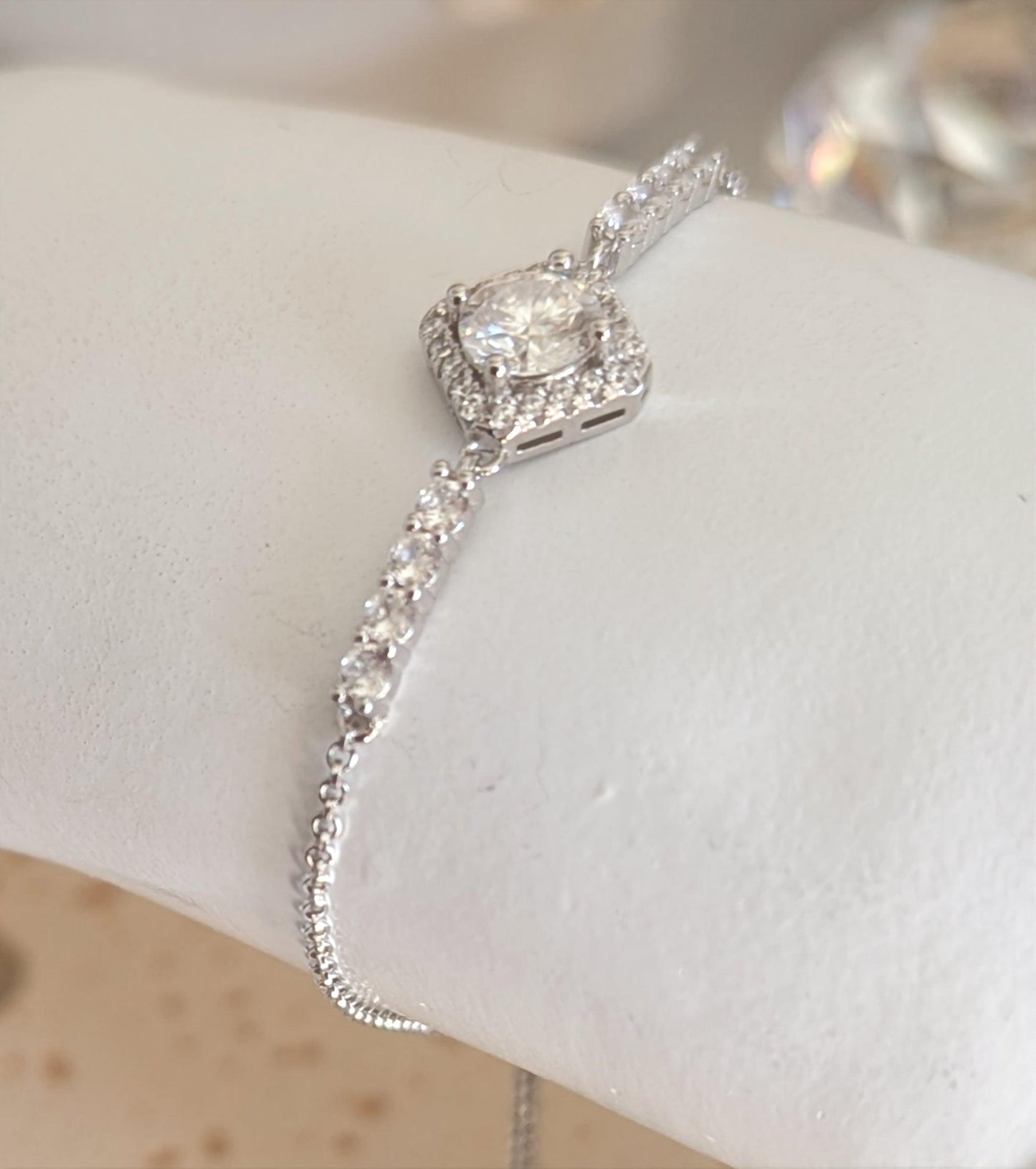 Aurora Bracelet 1ct Moissanite Diamond image 0