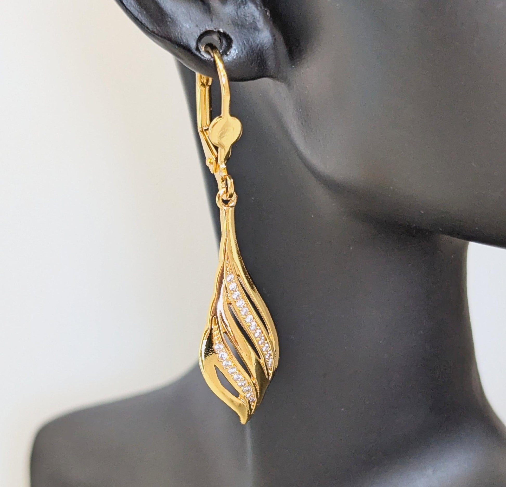 Eleanore Earrings image 1